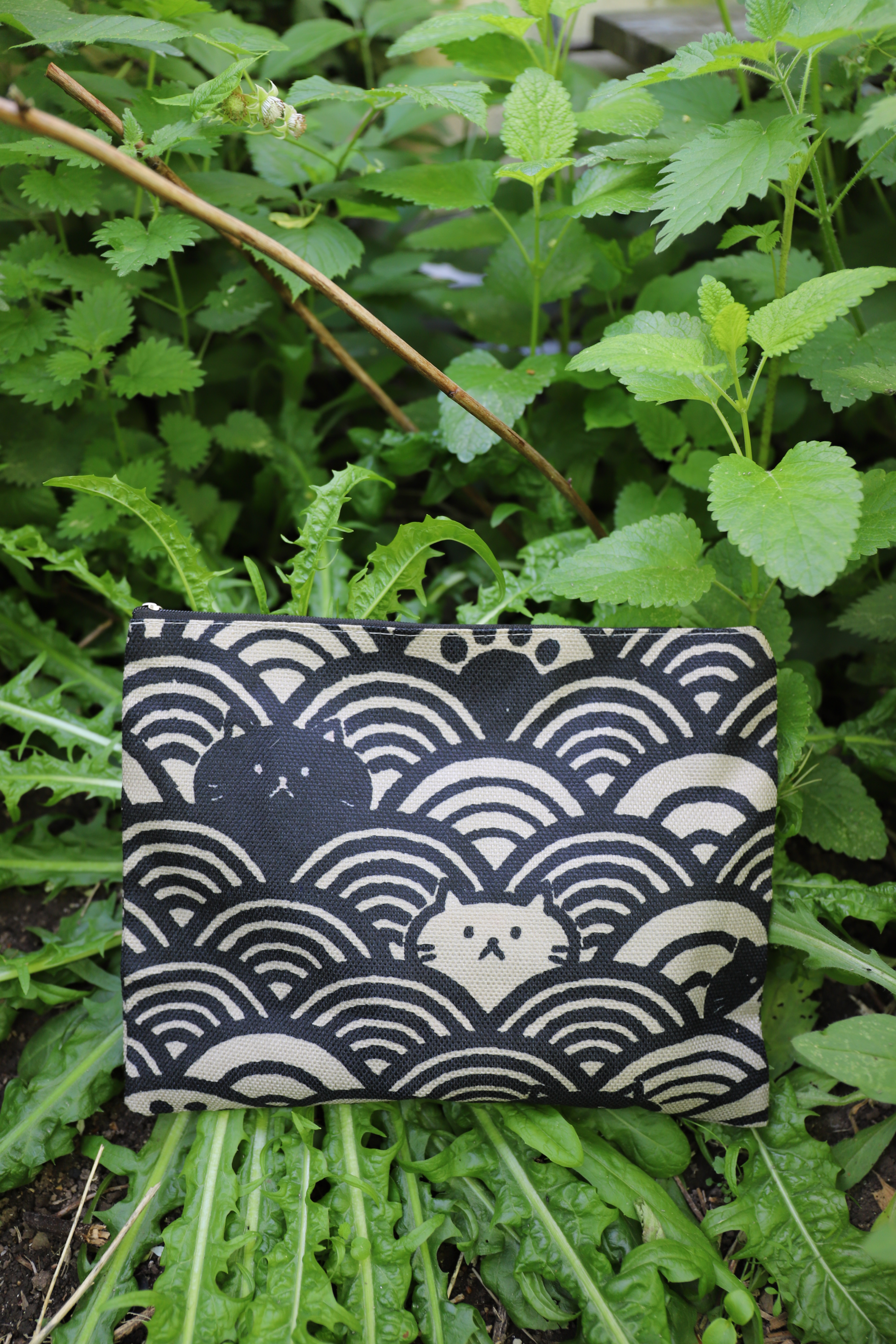 Seigaiha Cat Pouch